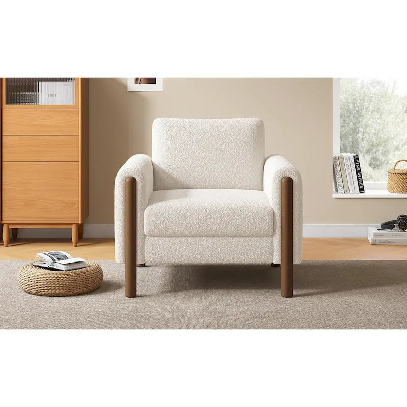 Fauteuil d'appoint en bouclé blanc avec pieds en noyer et accoudoirs incurvés