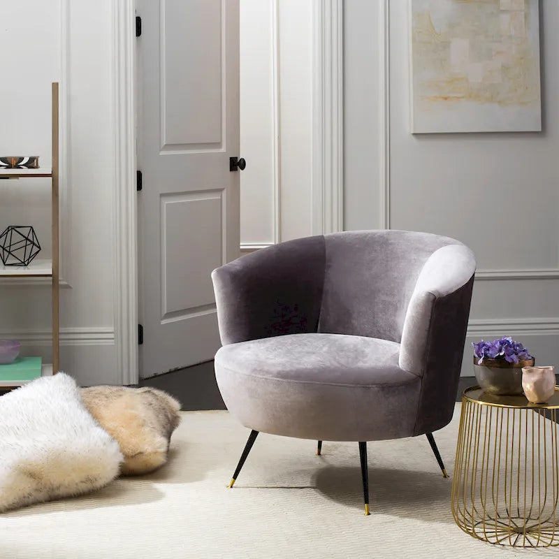 Fauteuil d'appoint en velours tonneau du milieu du siècle avec pieds dorés