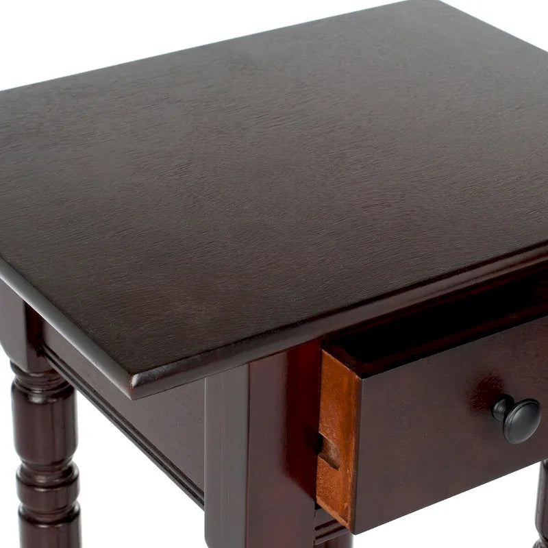 Table d'appoint de style rustique chic en bois sculpté avec tiroir, finition vieillie