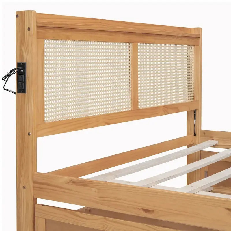 Cadre de lit en bois avec tête de lit en rotin tressé, tiroirs et éclairage LED, noyer et blanc
