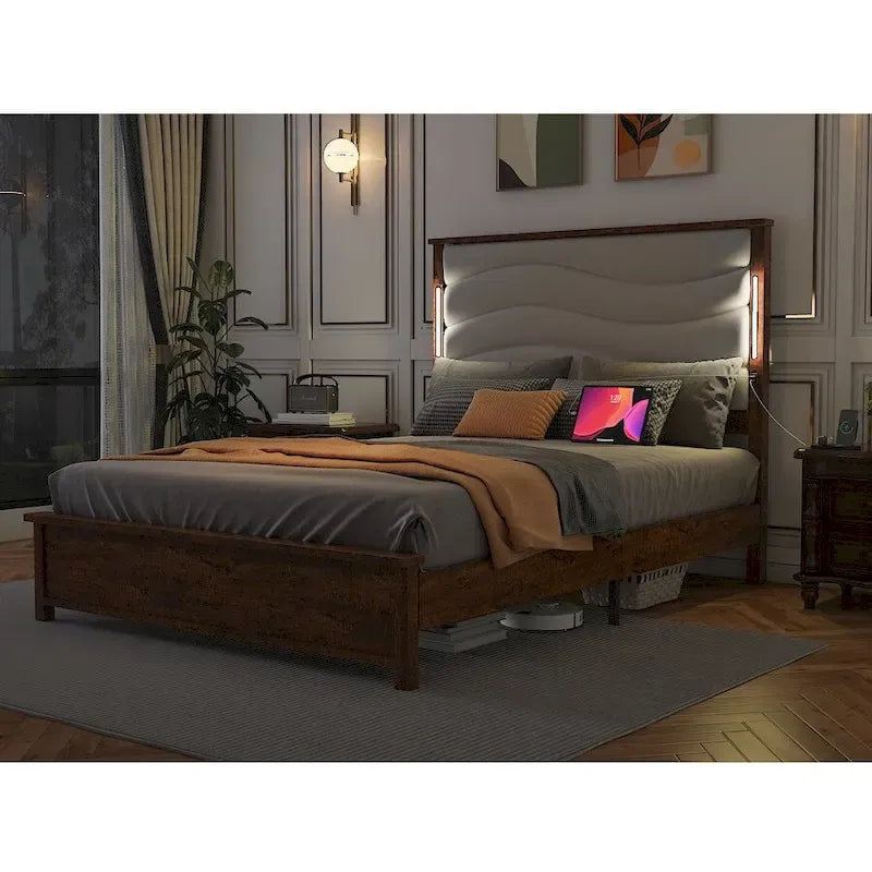 Cadre de lit King Size Rembourré Tête de lit en lin Lumières LED Chargement USB Lattes en bois Marron Gris