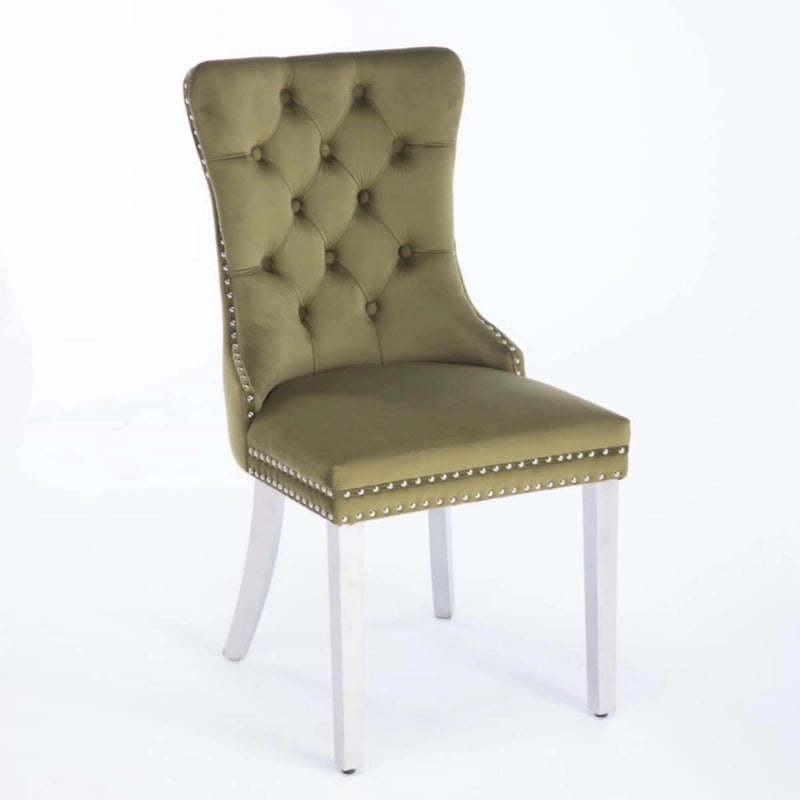 Chaise de salle à manger capitonnée en velours avec clous décoratifs et pieds chromés