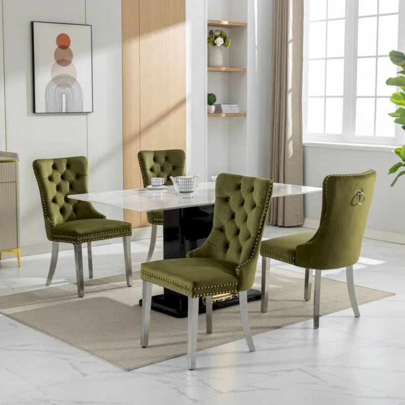 Chaise de salle à manger capitonnée en velours avec clous décoratifs et pieds chromés
